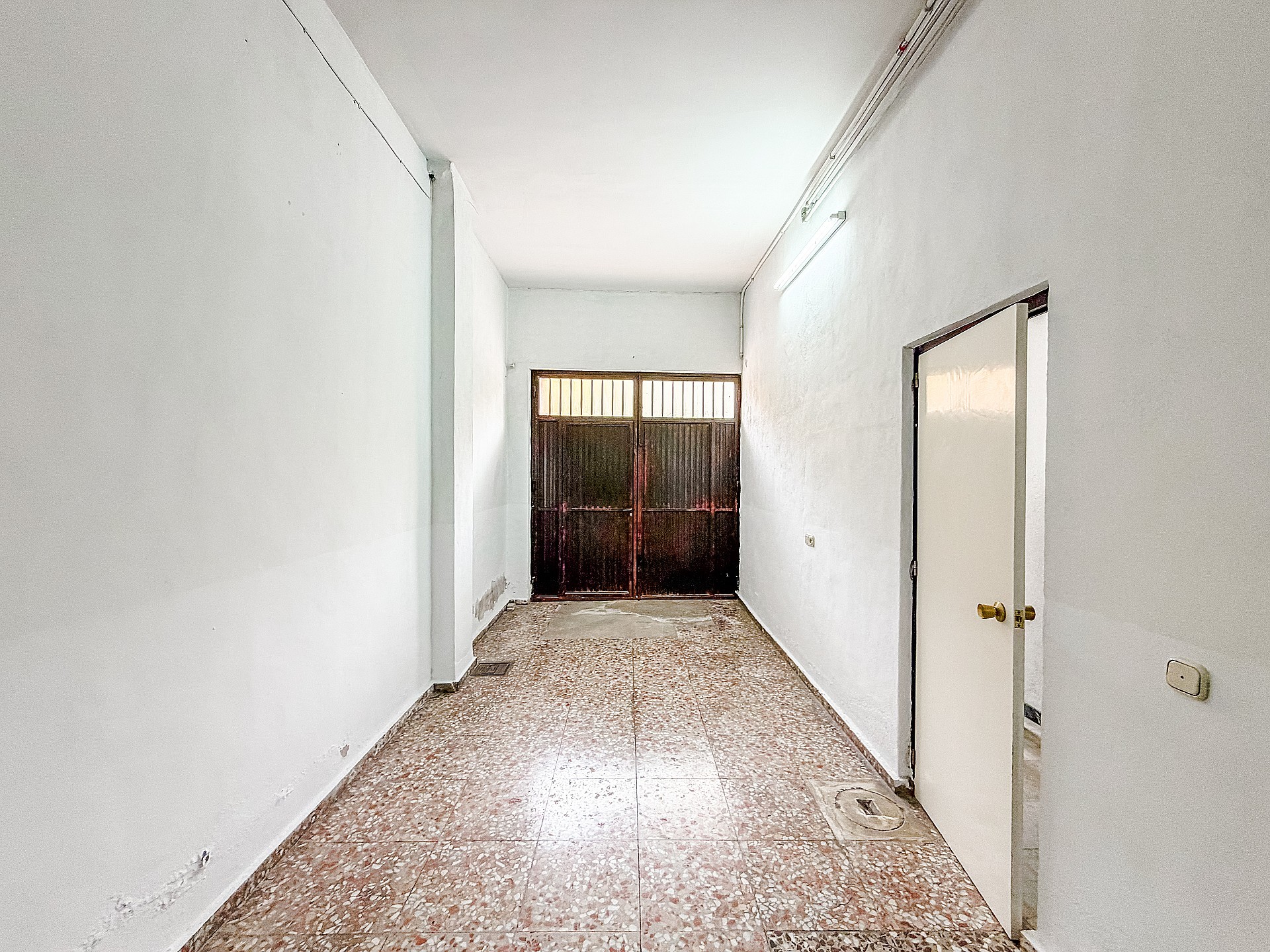 Resale - 4 Bedroom 2 Bathroom Townhouse in Yecla -  - Murcia