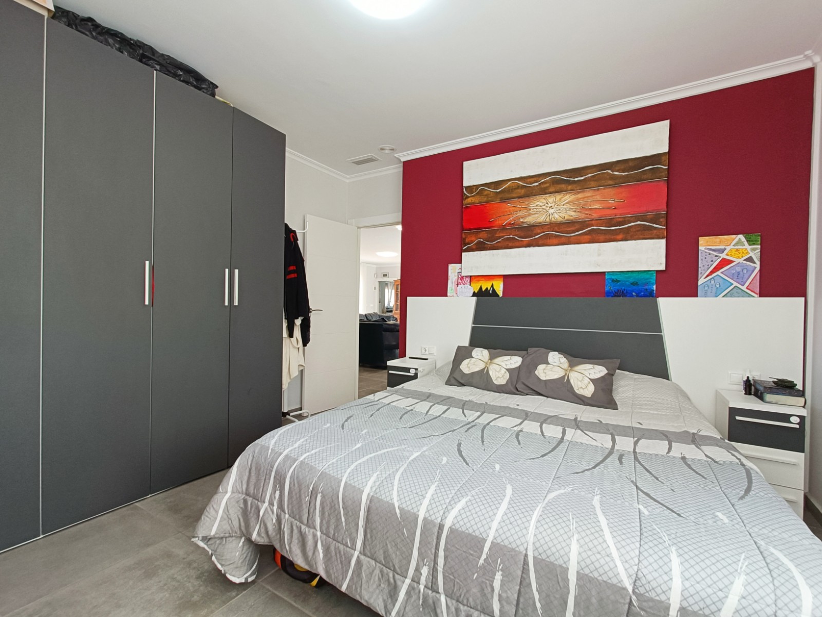 Resale - 4 Bedroom 2 Bathroom Villa in Pinoso -  - Alicante