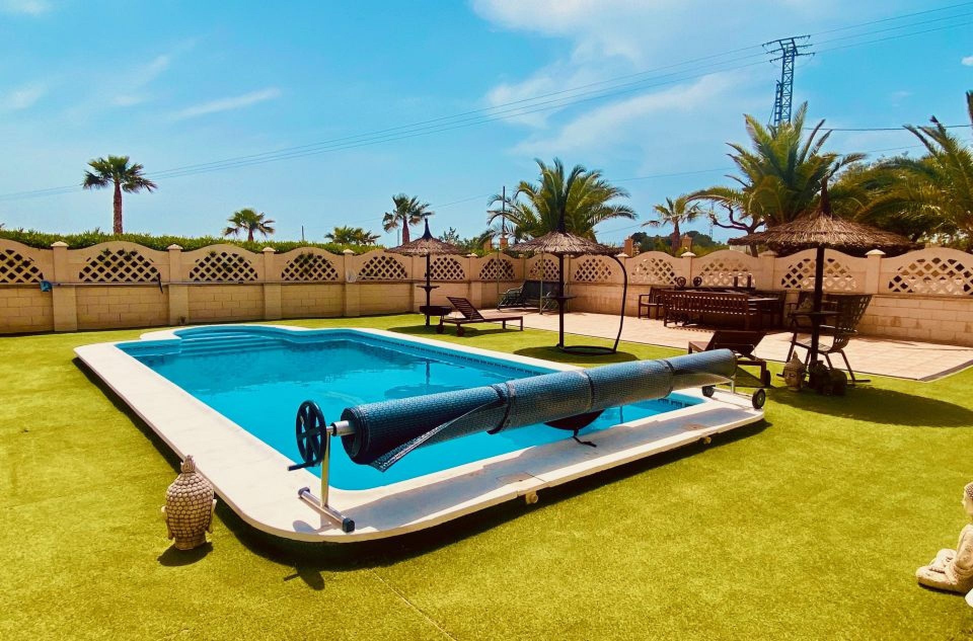 Resale - 4 Bedroom 3 Bathroom Villa in Macisvenda -  - Murcia