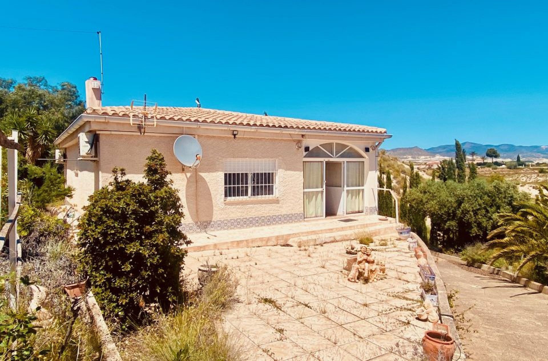 Resale - 2 Bedroom 3 Bathroom Villa in Fortuna -  - Murcia