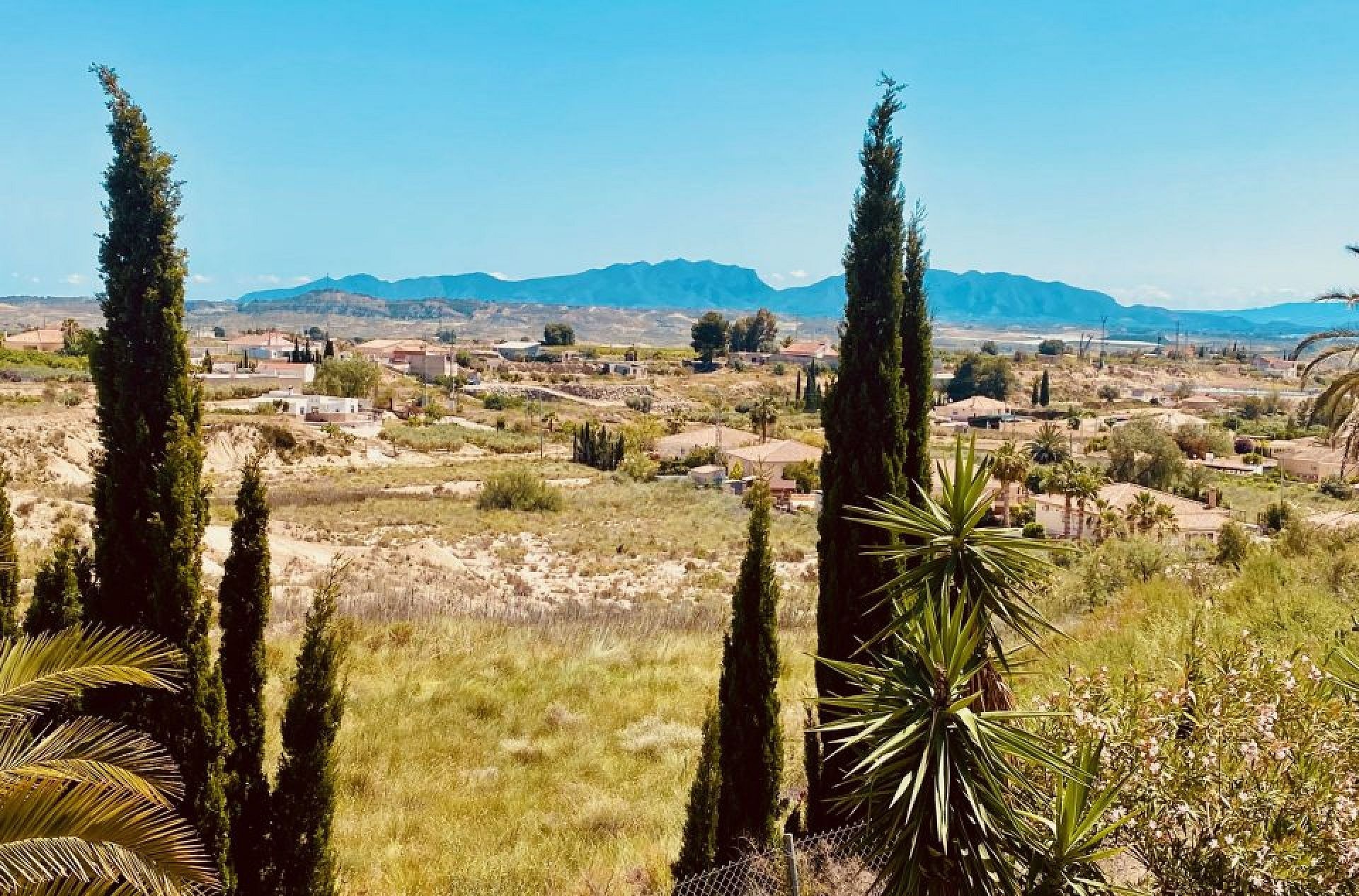 Resale - 2 Bedroom 3 Bathroom Villa in Fortuna -  - Murcia