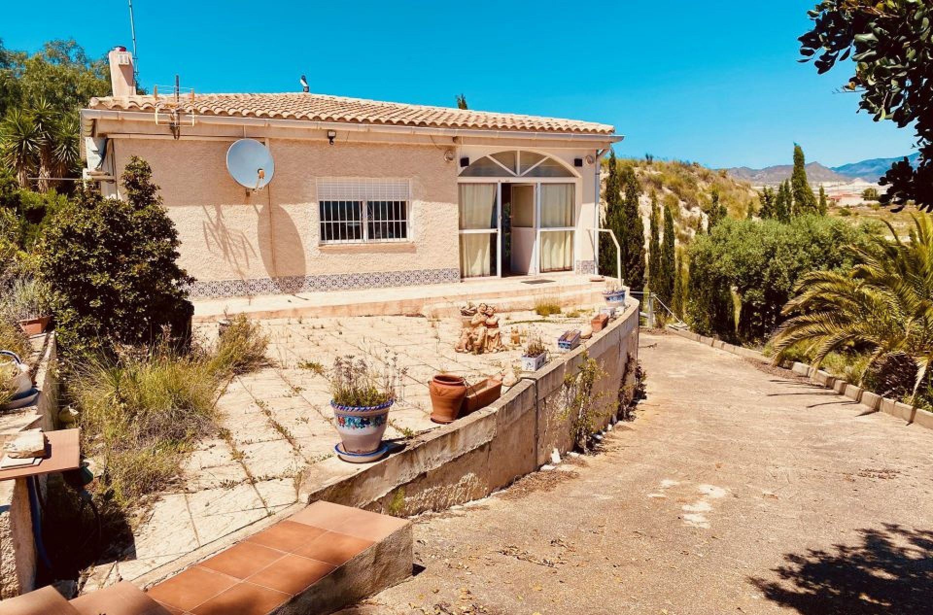 Resale - 2 Bedroom 3 Bathroom Villa in Fortuna -  - Murcia