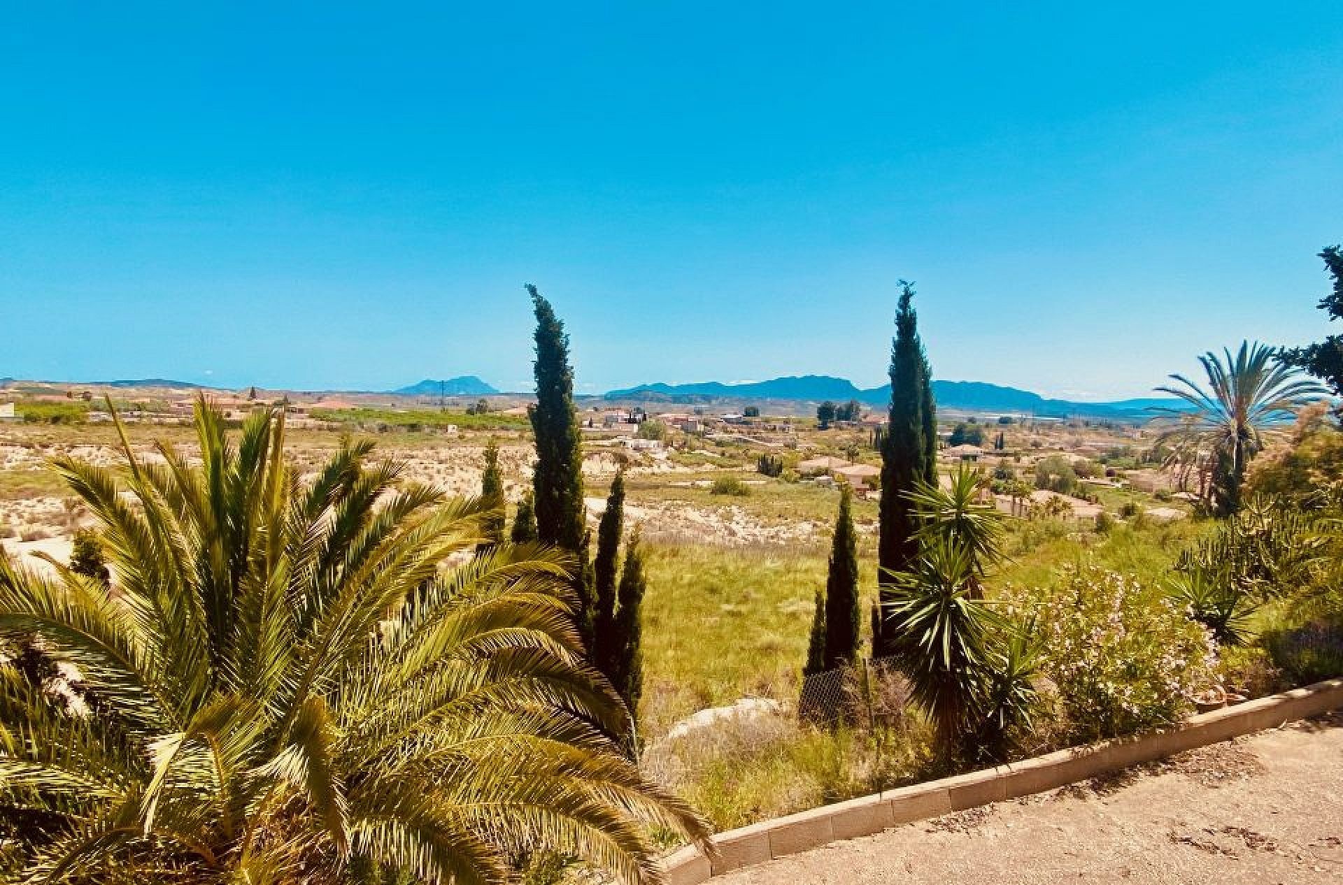 Resale - 2 Bedroom 3 Bathroom Villa in Fortuna -  - Murcia