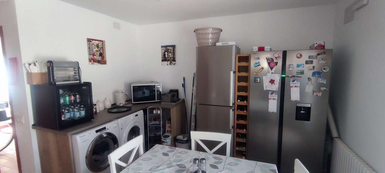 Resale - 9 Bedroom 6 Bathroom Commercial in Ayora - , Ayora, Valencia, Spain - Valencia