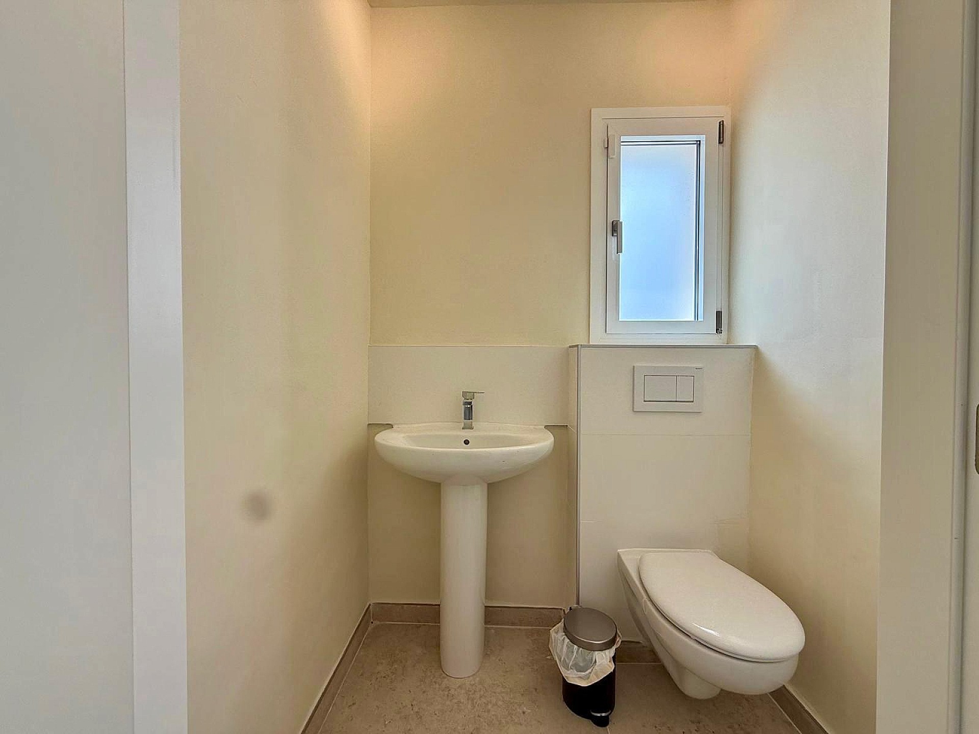 Resale - 3 Bedroom 3 Bathroom Villa in Salinas -  - Alicante