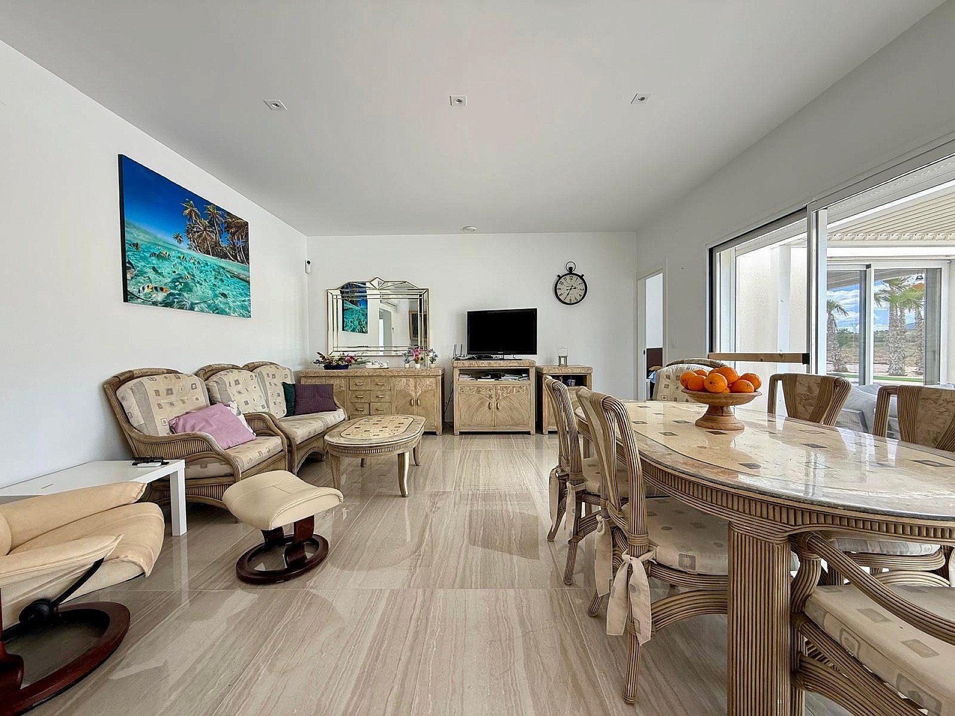 Resale - 3 Bedroom 3 Bathroom Villa in Salinas -  - Alicante