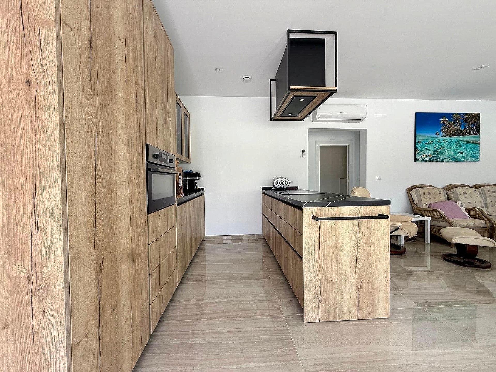 Resale - 3 Bedroom 3 Bathroom Villa in Salinas -  - Alicante