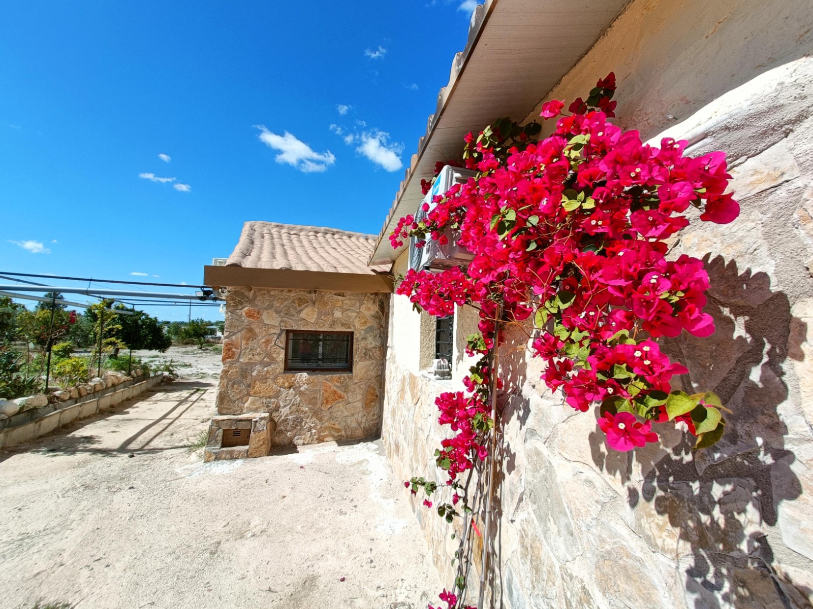 Resale - 3 Bedroom 2 Bathroom Villa in Abanilla -  - Murcia