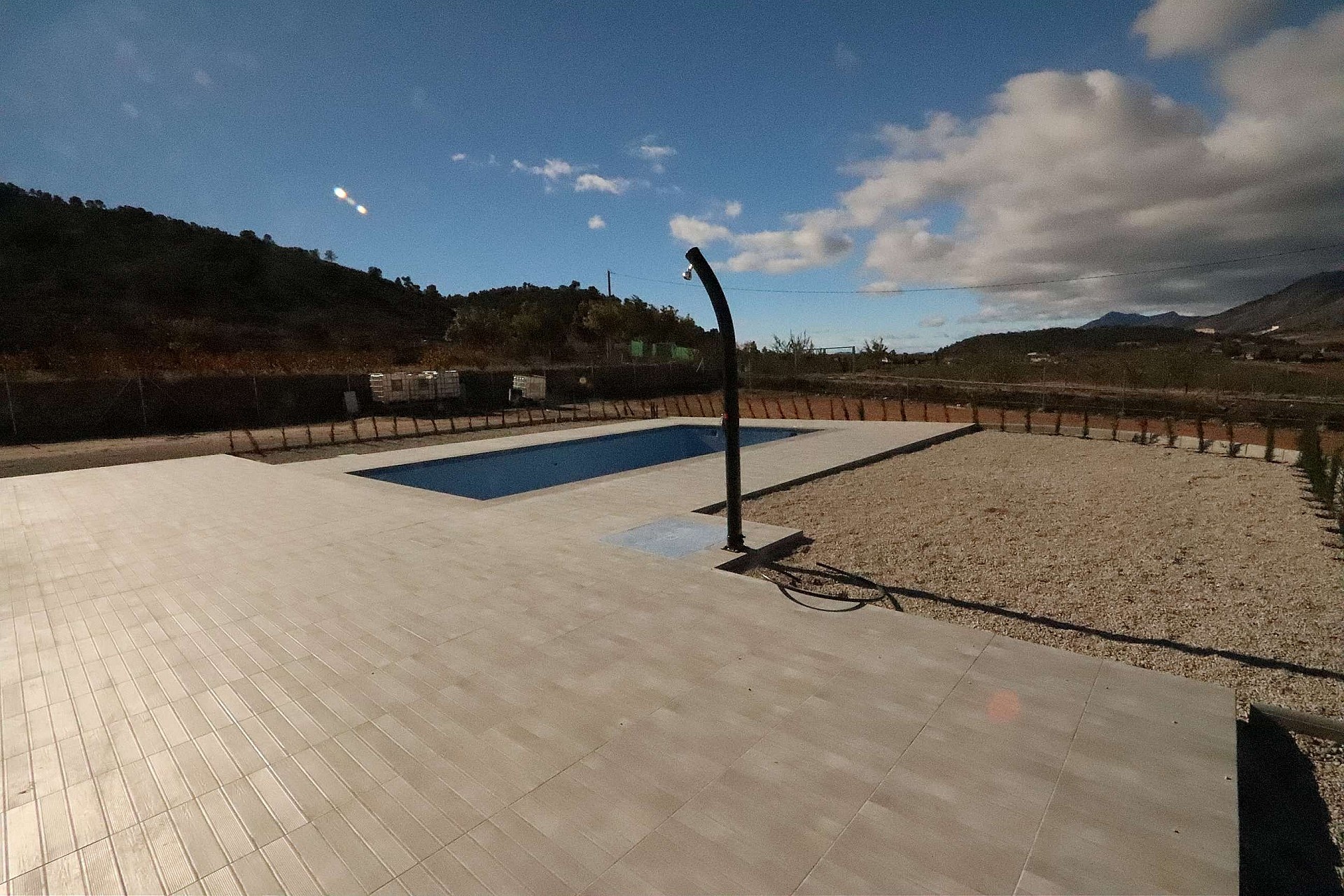 Resale - 3 Bedroom 3 Bathroom Villa in Hondón de las Nieves -  - Alicante