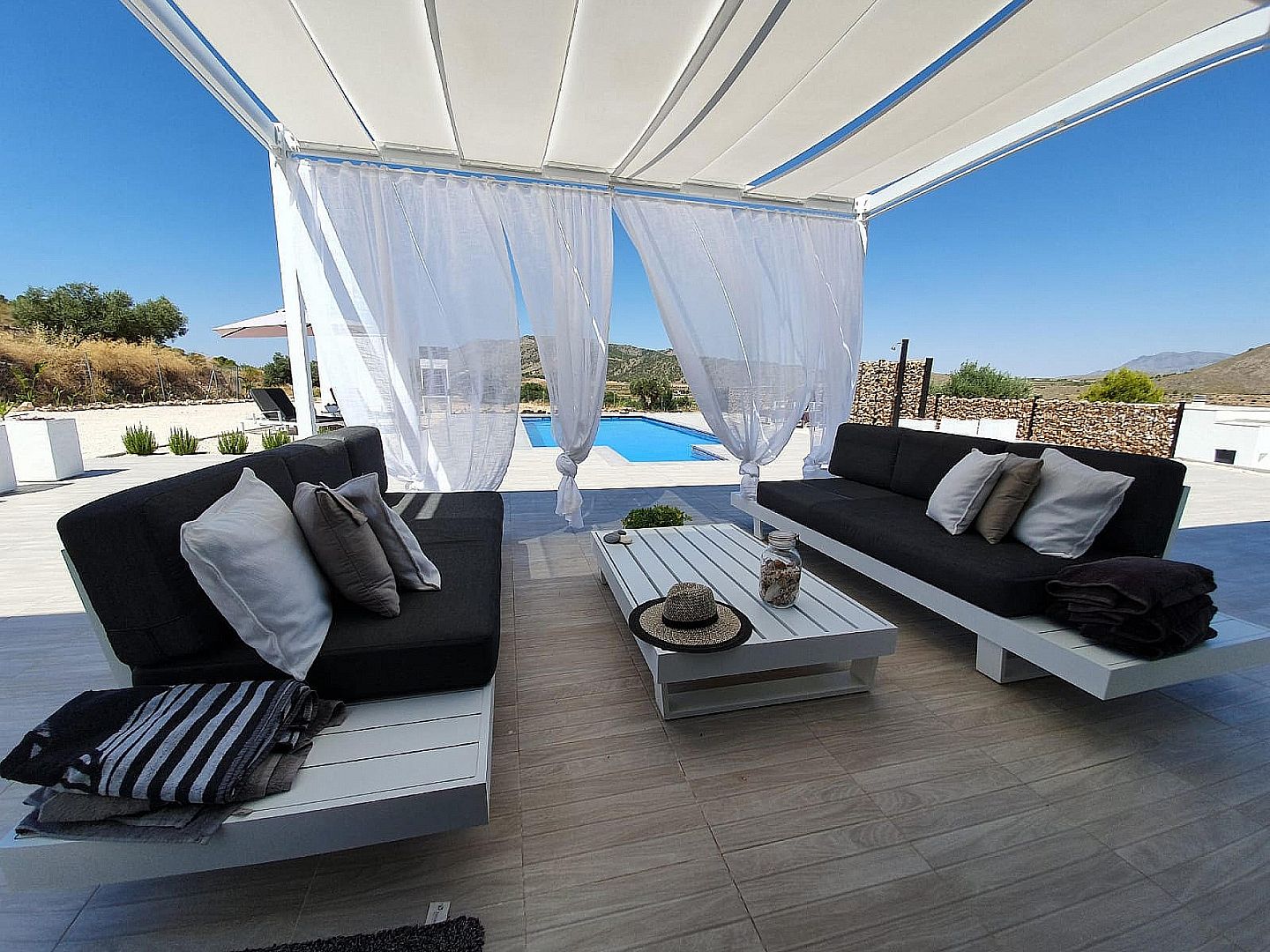 3 Bedroom 3 Bathroom Villa in Hondón de las Nieves