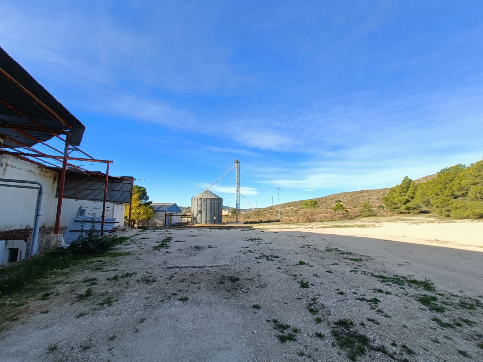 Resale - Commercial in Hondón de los Frailes -  - Alicante