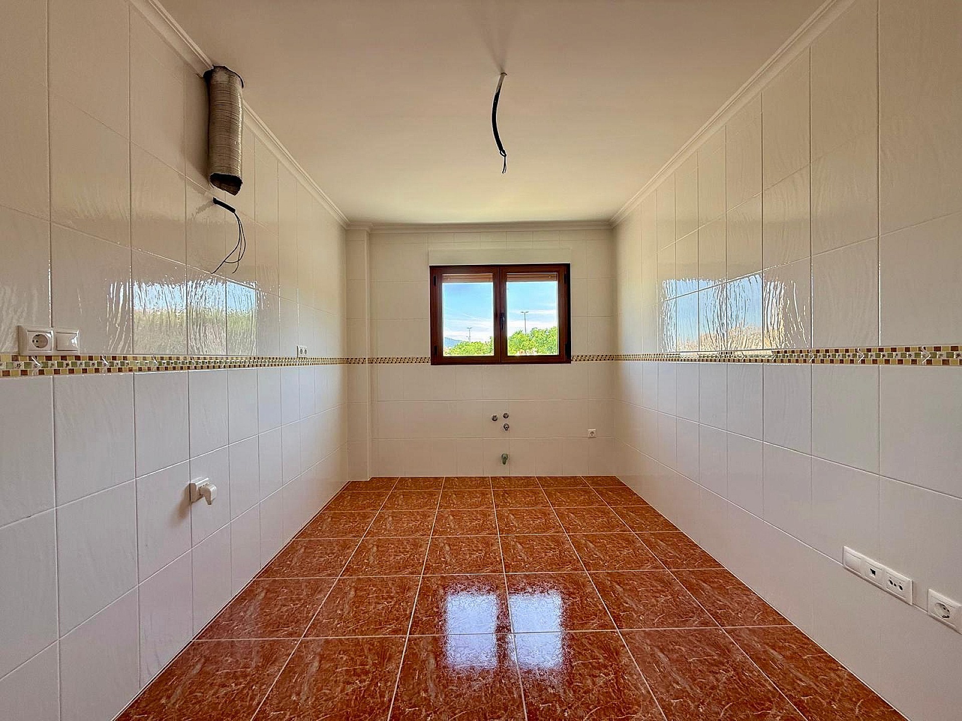 Resale - 4 Bedroom 2 Bathroom Townhouse in Pinoso - , Pinoso, Alicante, Spain - Alicante