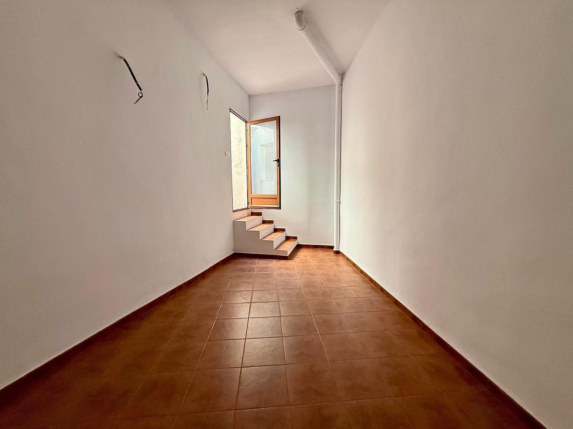 Resale - 4 Bedroom 2 Bathroom Townhouse in Pinoso - , Pinoso, Alicante, Spain - Alicante