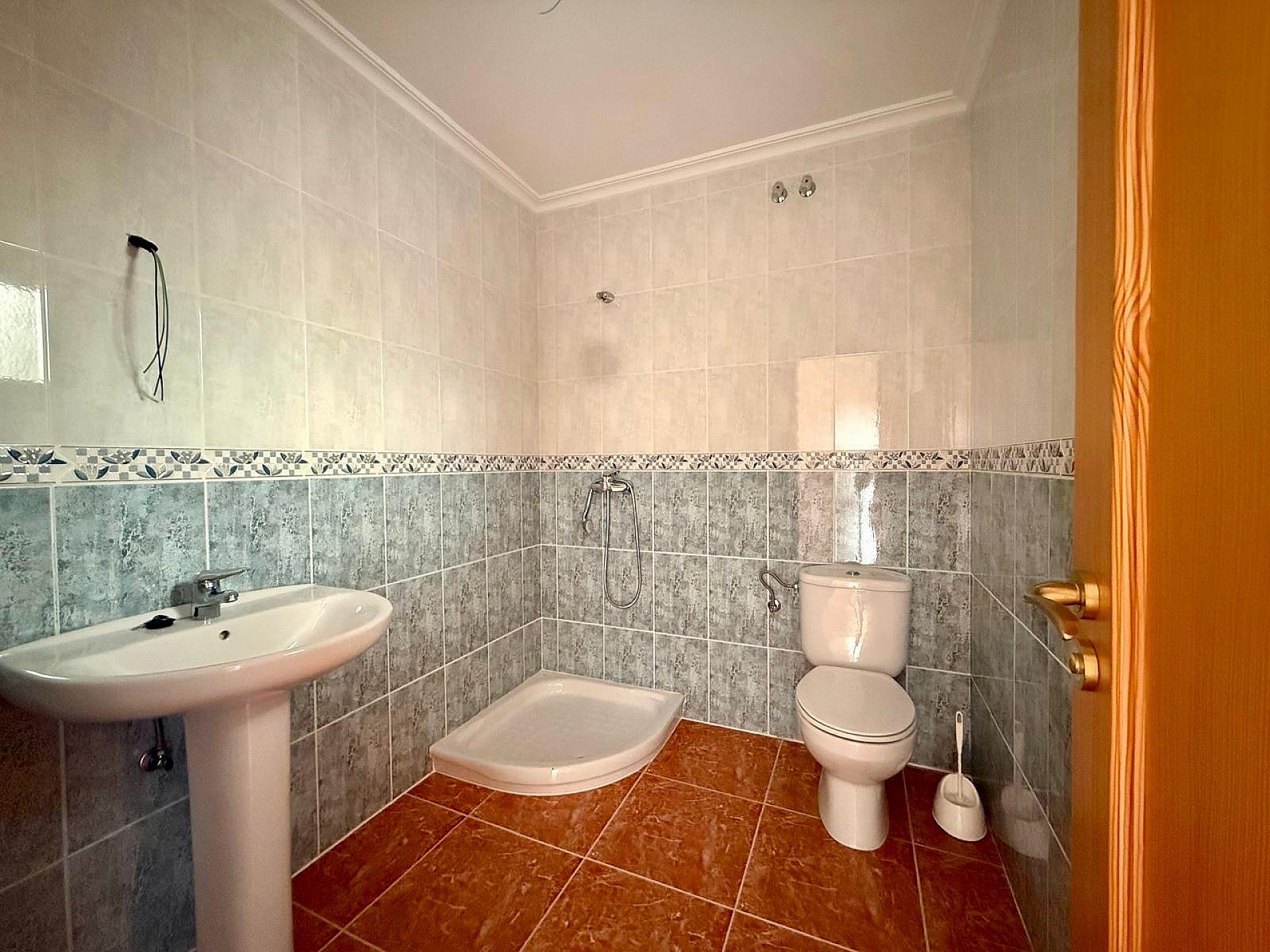 Resale - 4 Bedroom 2 Bathroom Townhouse in Pinoso - , Pinoso, Alicante, Spain - Alicante
