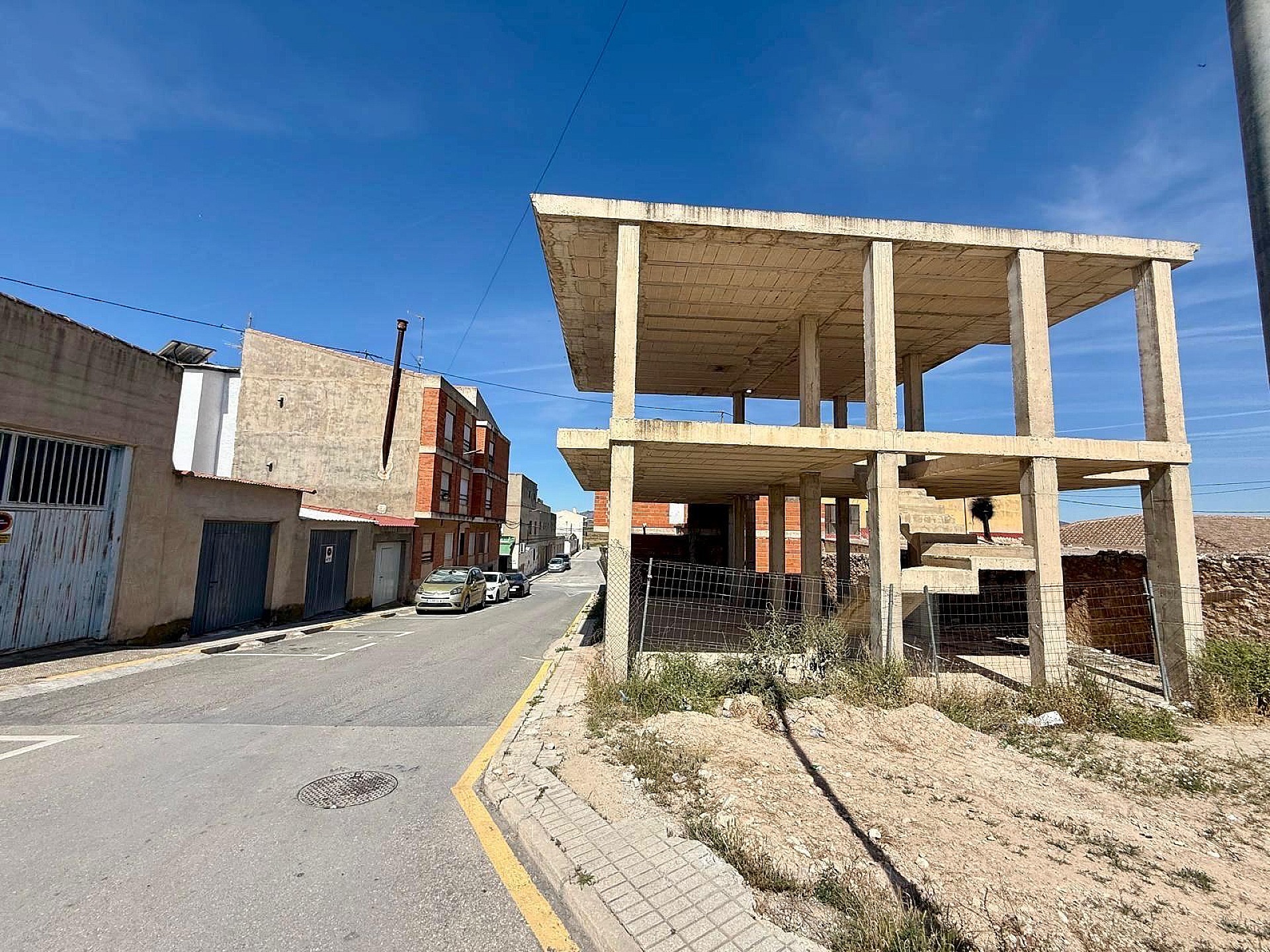 Resale - 6 Bedroom 2 Bathroom Townhouse in Pinoso - , Pinoso, Alicante, Spain - Alicante