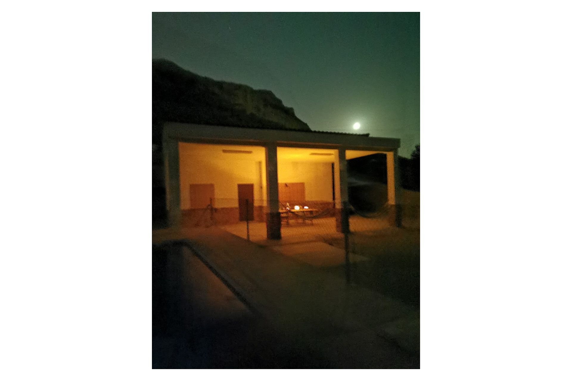 Resale - 4 Bedroom 1 Bathroom Finca in Crevillente -  - Alicante