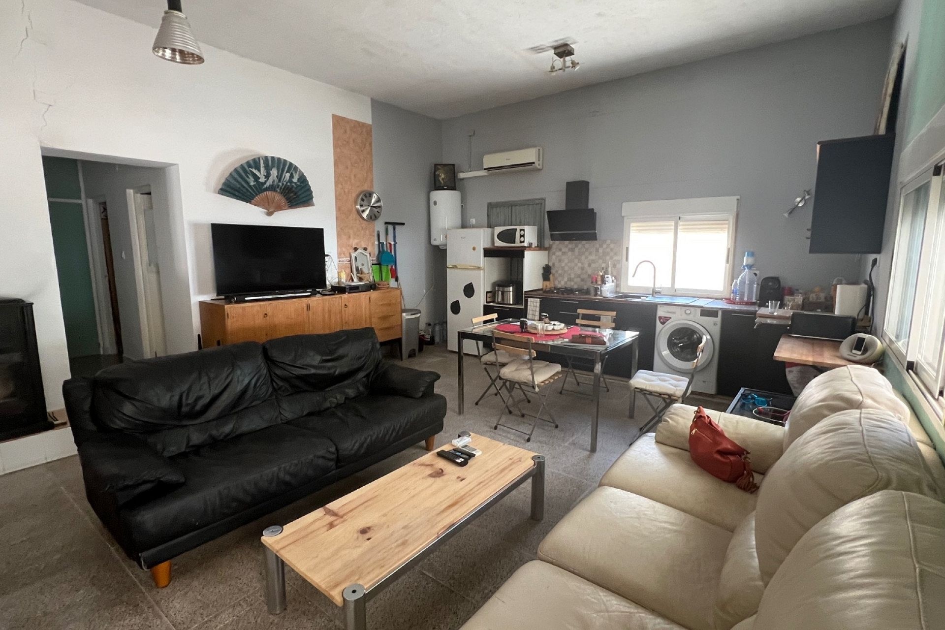 Resale - 4 Bedroom 1 Bathroom Finca in Crevillente -  - Alicante