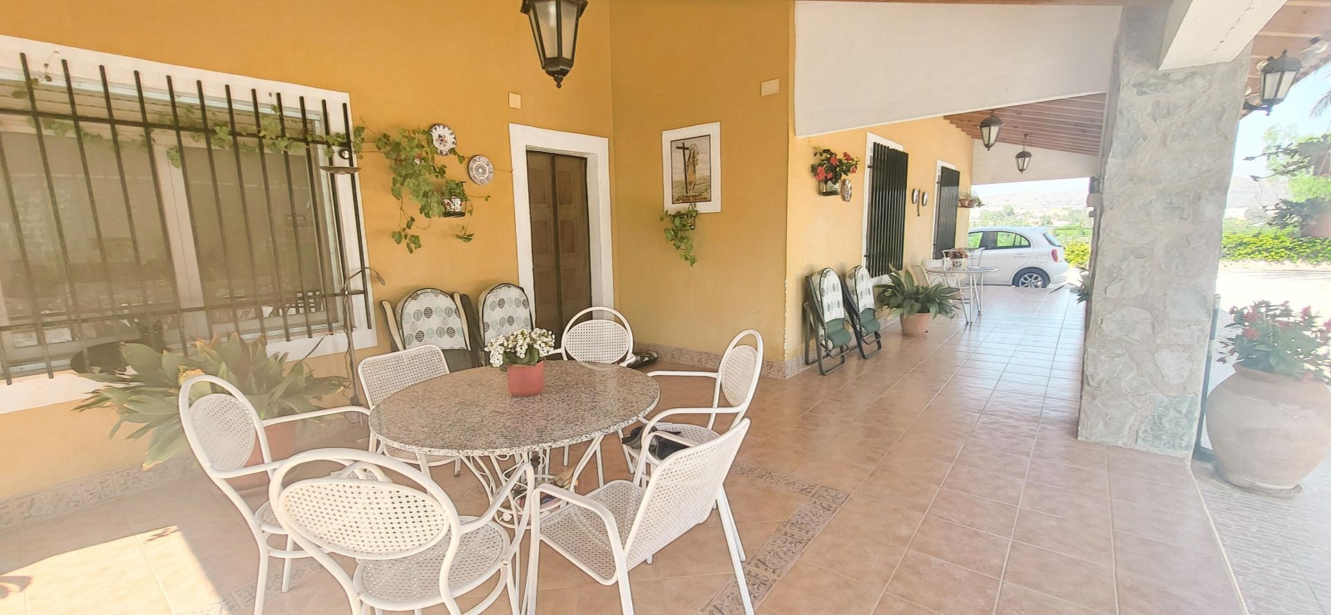 Resale - 4 Bedroom 1 Bathroom Villa in Novelda -  - Alicante