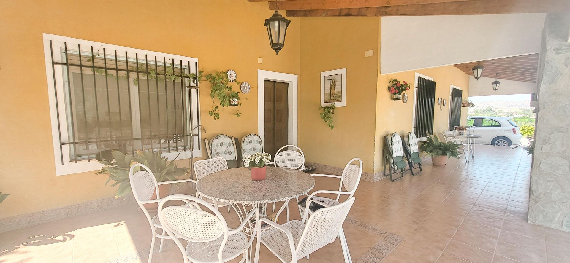 Resale - 4 Bedroom 1 Bathroom Villa in Novelda -  - Alicante