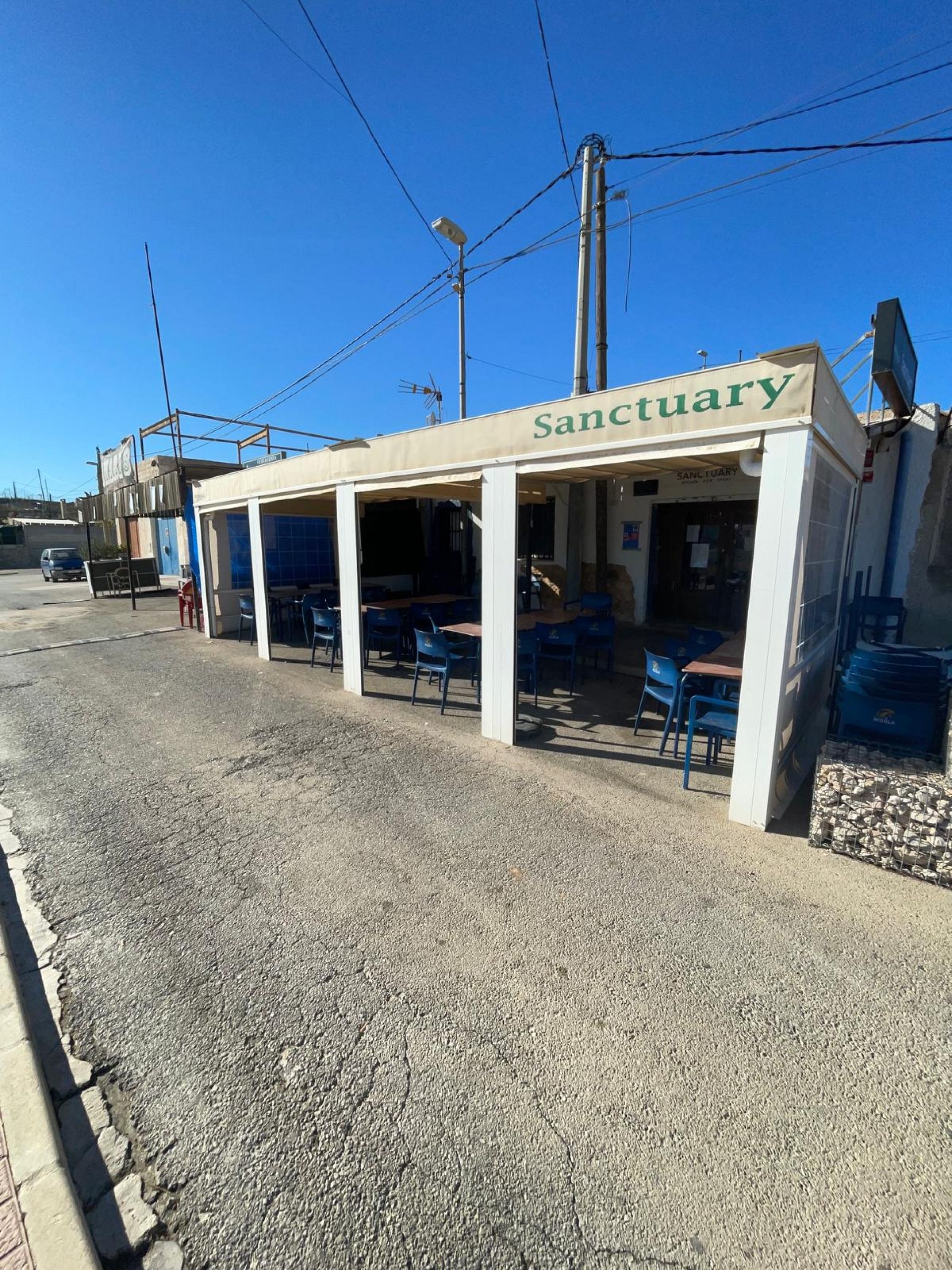 Resale - 2 Bathroom Commercial in Pinoso -  - Alicante
