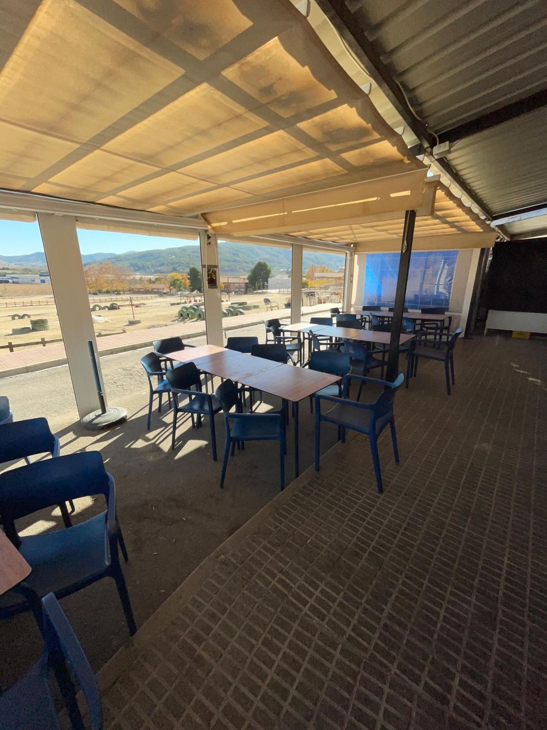 Resale - 2 Bathroom Commercial in Pinoso -  - Alicante