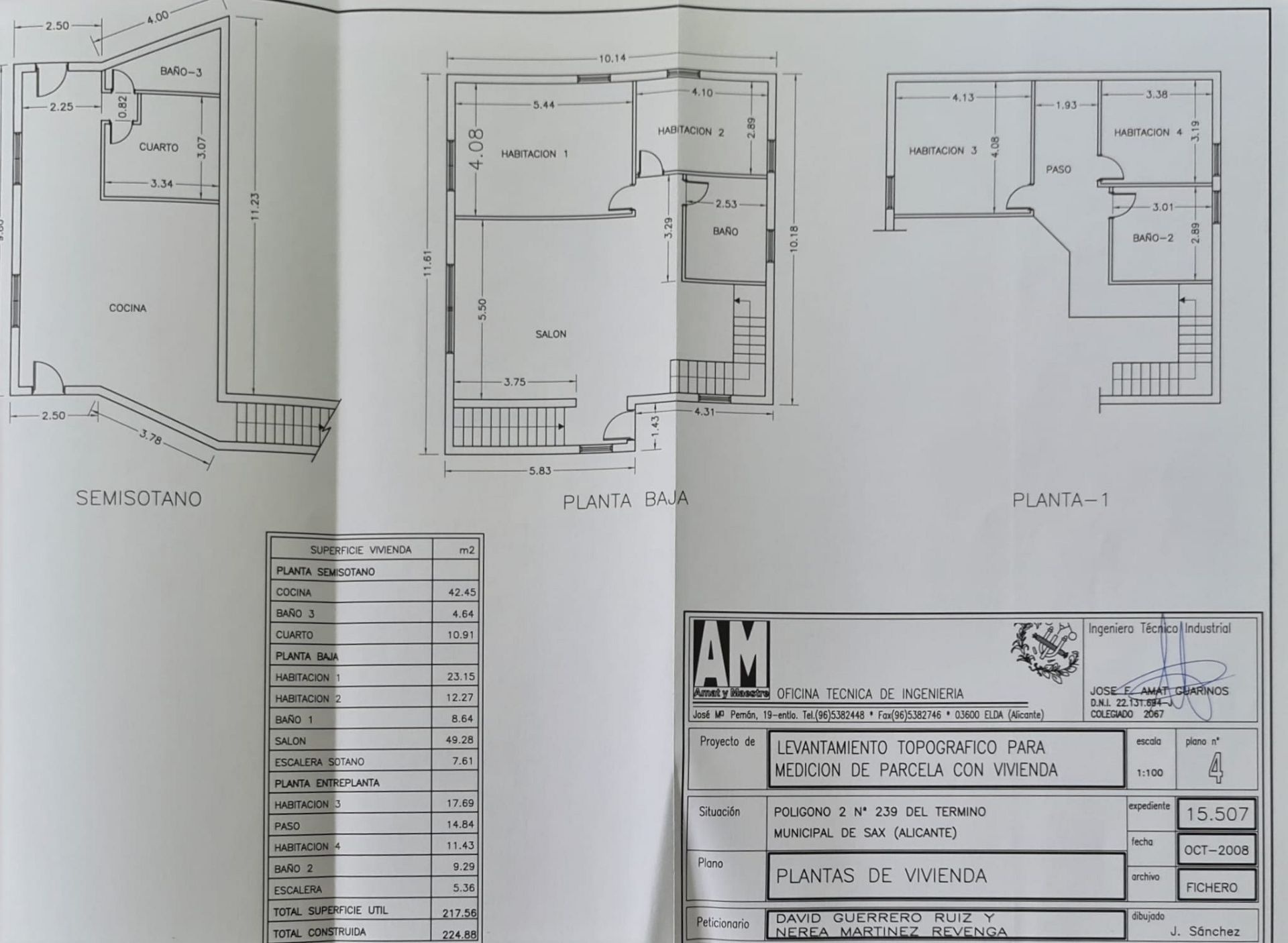 Resale - 6 Bedroom 4 Bathroom Country house in Sax -  - Alicante