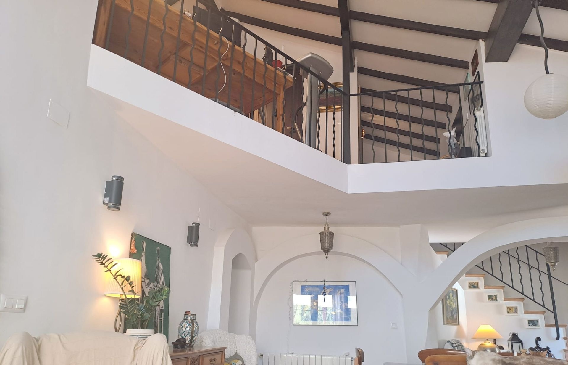 Resale - 6 Bedroom 4 Bathroom Country house in Sax -  - Alicante