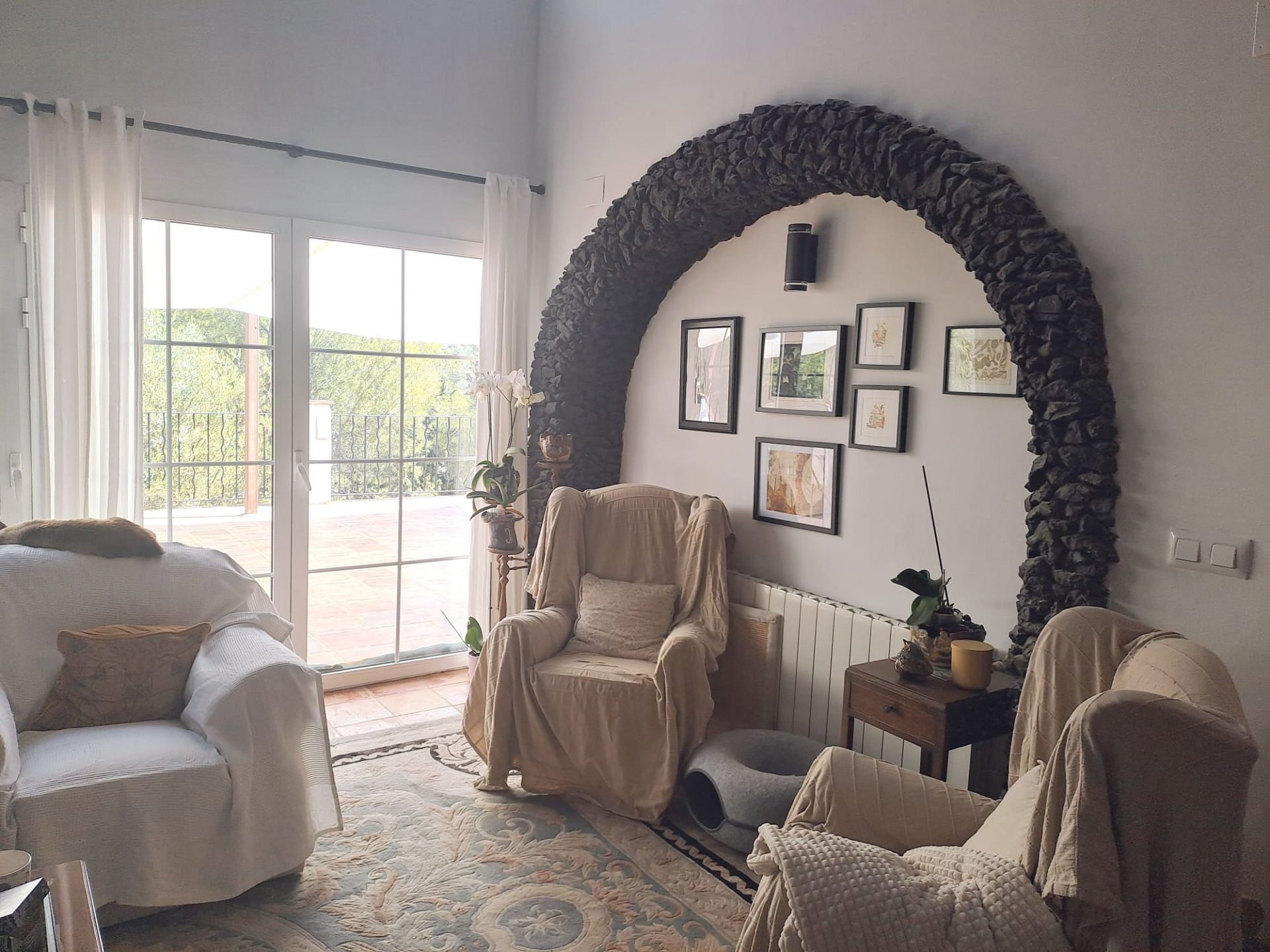 Resale - 6 Bedroom 4 Bathroom Country house in Sax -  - Alicante