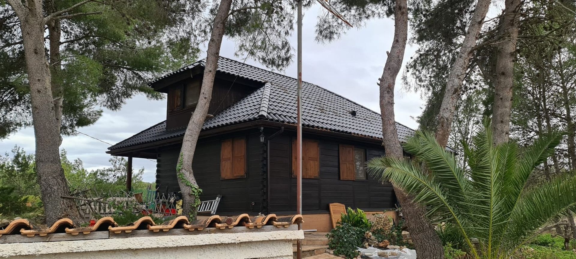 Resale - 6 Bedroom 4 Bathroom Country house in Sax -  - Alicante
