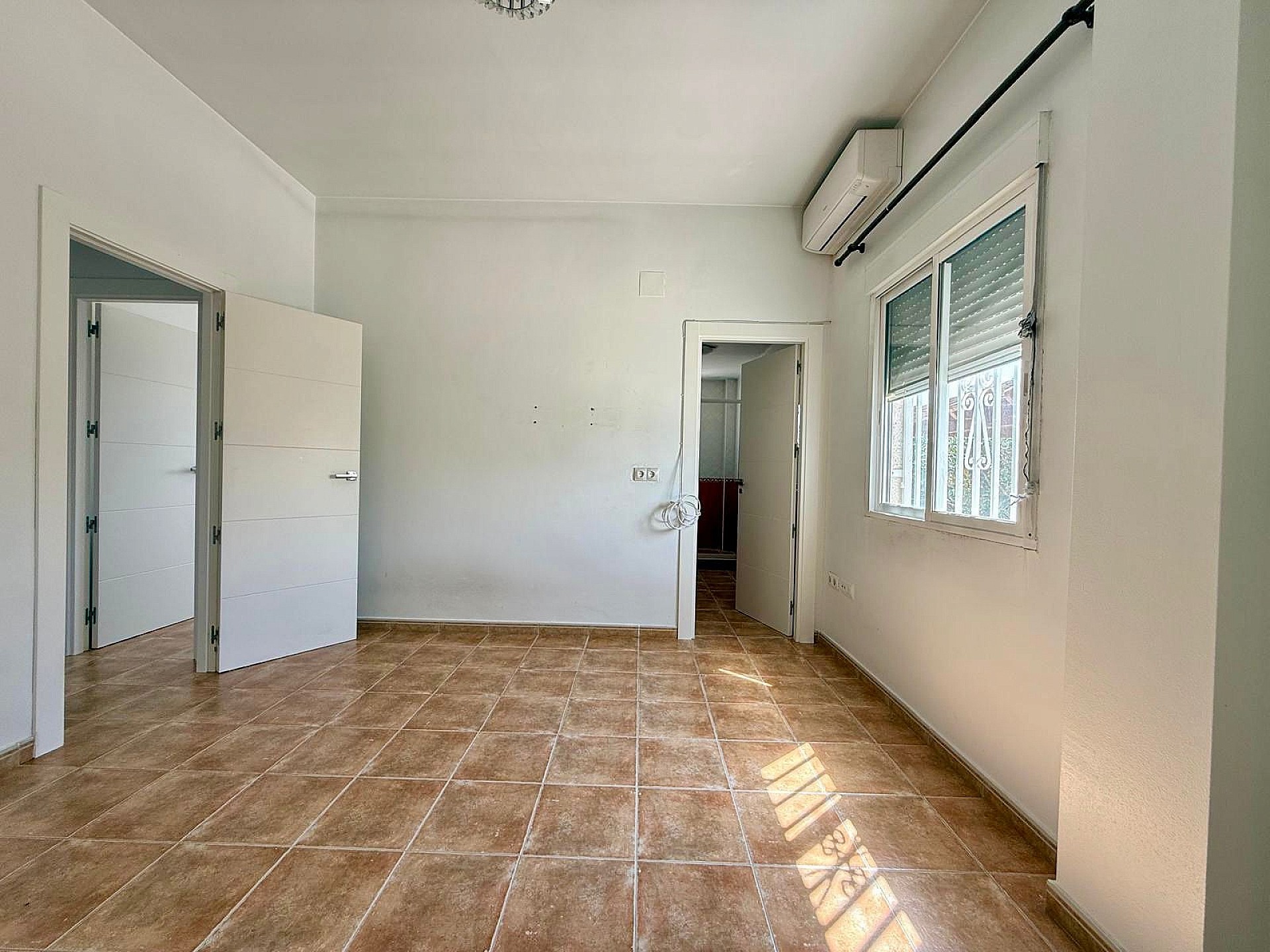 Resale - 3 Bedroom 2 Bathroom Villa in Cañada del Trigo -  - Murcia