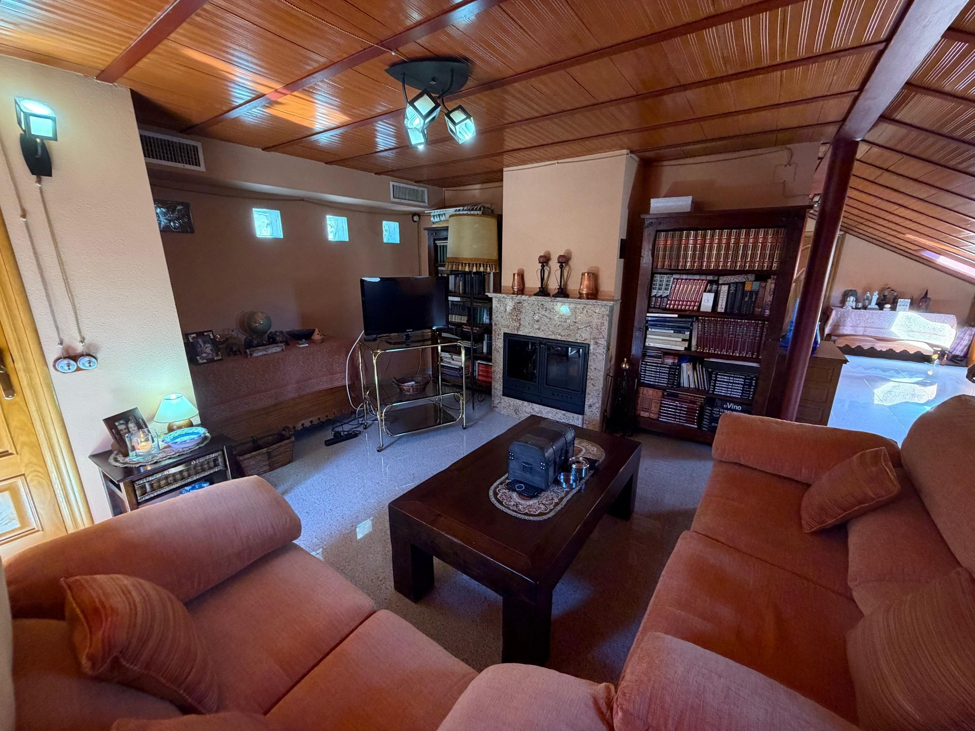 Resale - 4 Bedroom 4 Bathroom Apartment in Jumilla -  - Murcia
