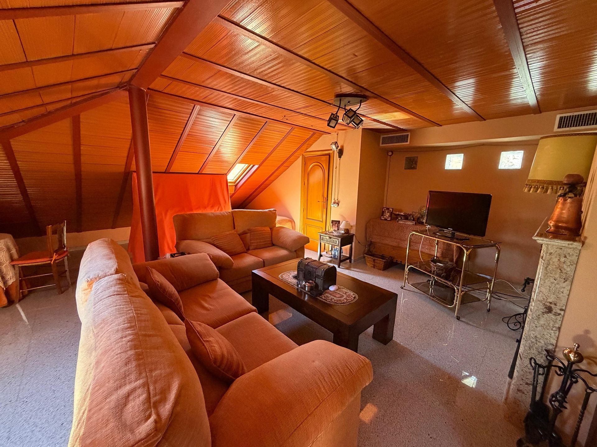 Resale - 4 Bedroom 4 Bathroom Apartment in Jumilla -  - Murcia