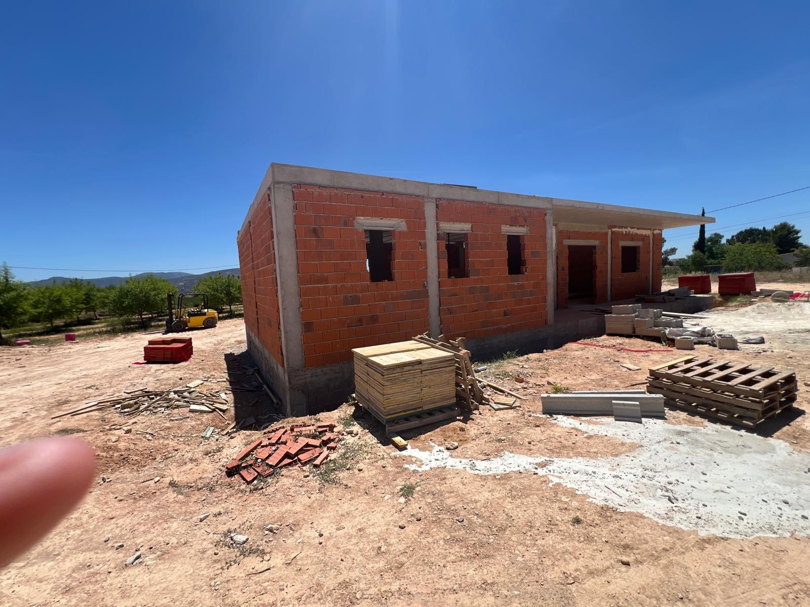 Resale - 3 Bedroom 2 Bathroom Villa in Pinoso -  - Alicante