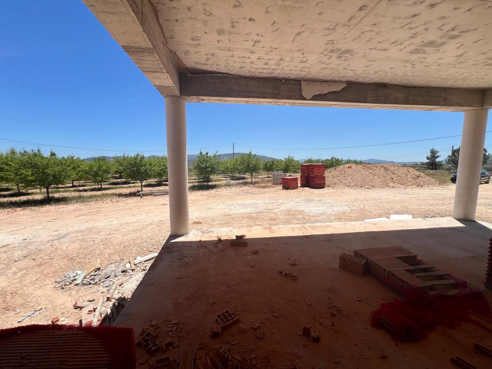 Resale - 3 Bedroom 2 Bathroom Villa in Pinoso -  - Alicante