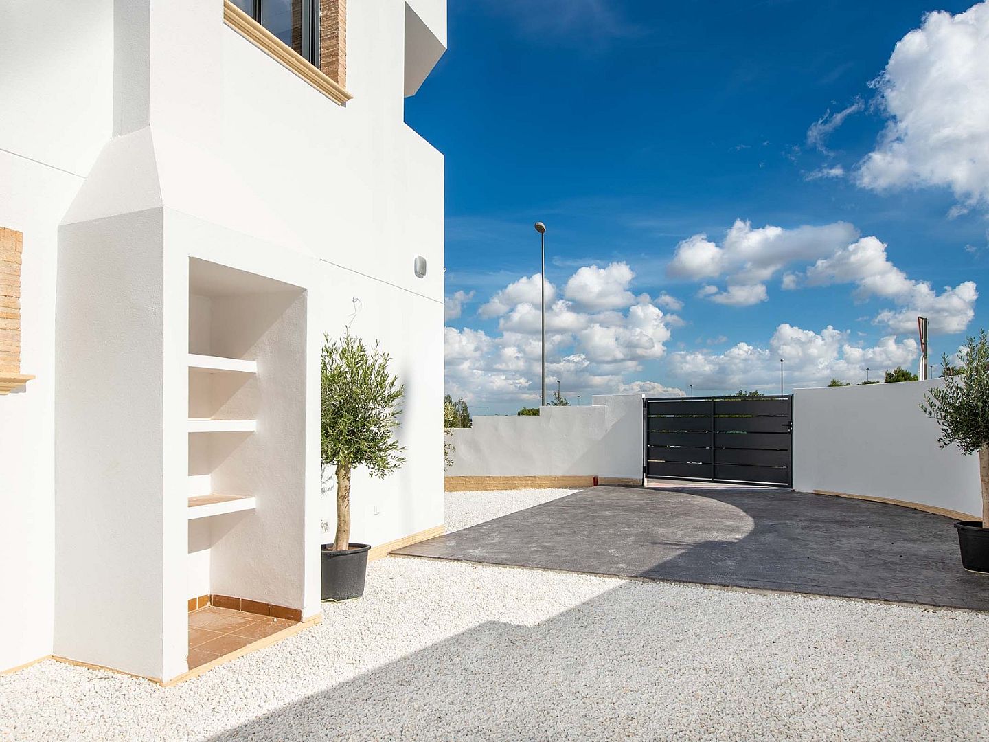 3 Bedroom 2 Bathroom Villa in Cox