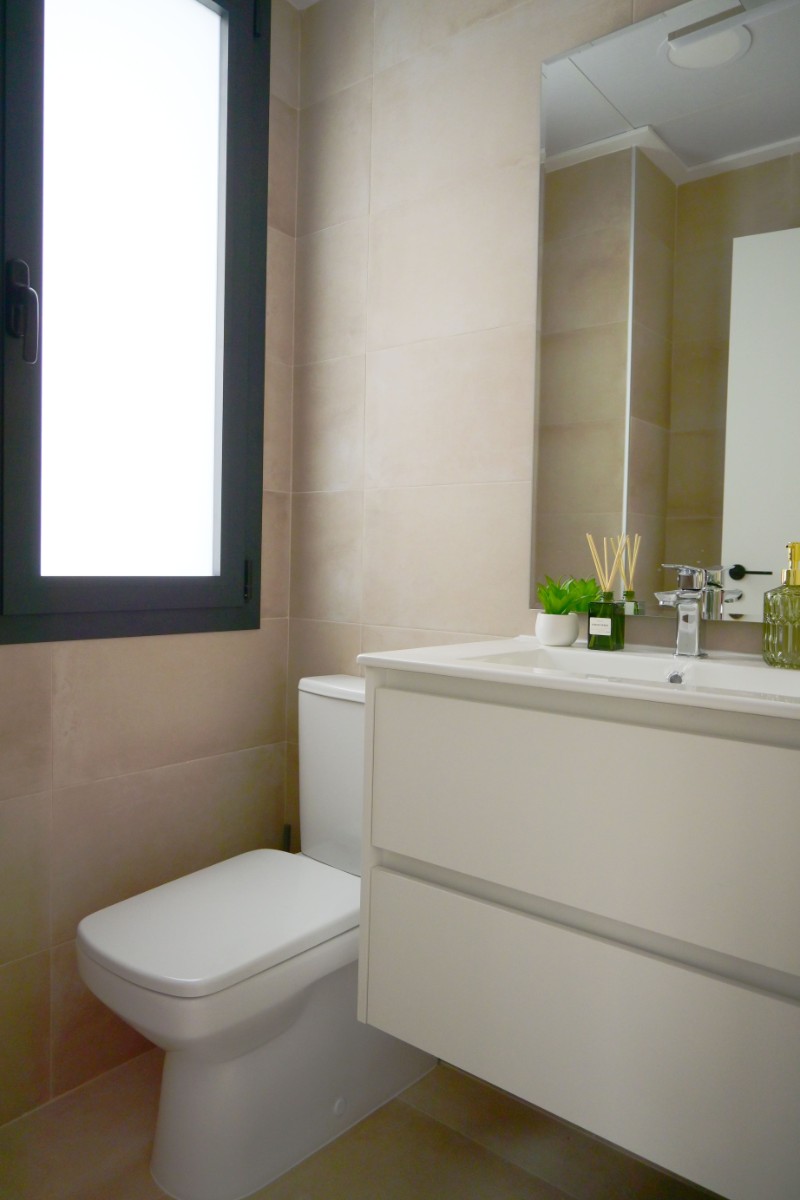 Resale - 3 Bedroom 2 Bathroom Villa in Dolores -  - Alicante