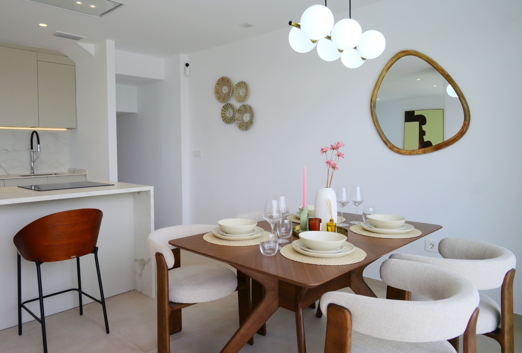 Resale - 3 Bedroom 2 Bathroom Villa in Dolores -  - Alicante