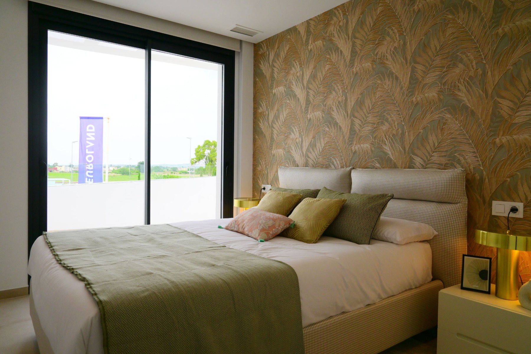 Resale - 3 Bedroom 2 Bathroom Villa in Dolores -  - Alicante