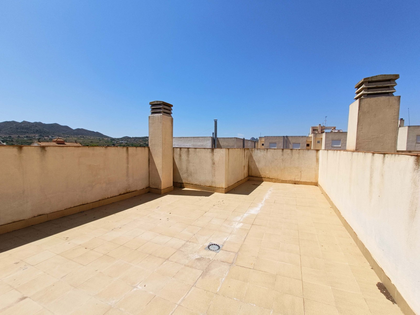 Resale - 3 Bedroom 2 Bathroom Apartment in Hondón de los Frailes -  - Alicante