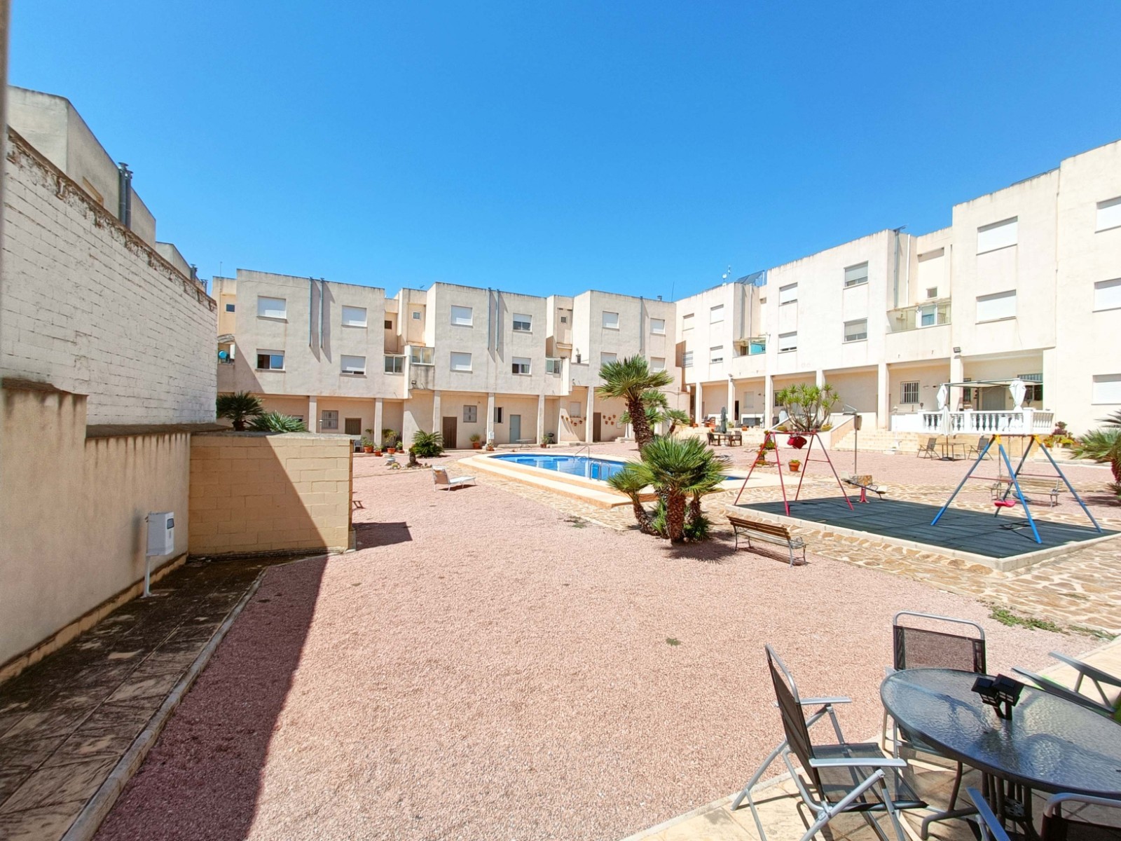 Resale - 3 Bedroom 2 Bathroom Apartment in Hondón de los Frailes -  - Alicante