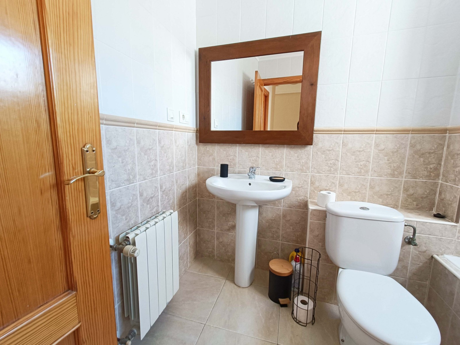 Resale - 3 Bedroom 2 Bathroom Apartment in Hondón de los Frailes -  - Alicante