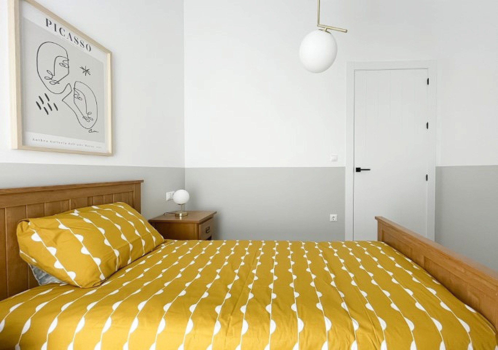Resale - 3 Bedroom 2 Bathroom Townhouse in Pinoso - , Pinoso, Alicante, Spain - Alicante