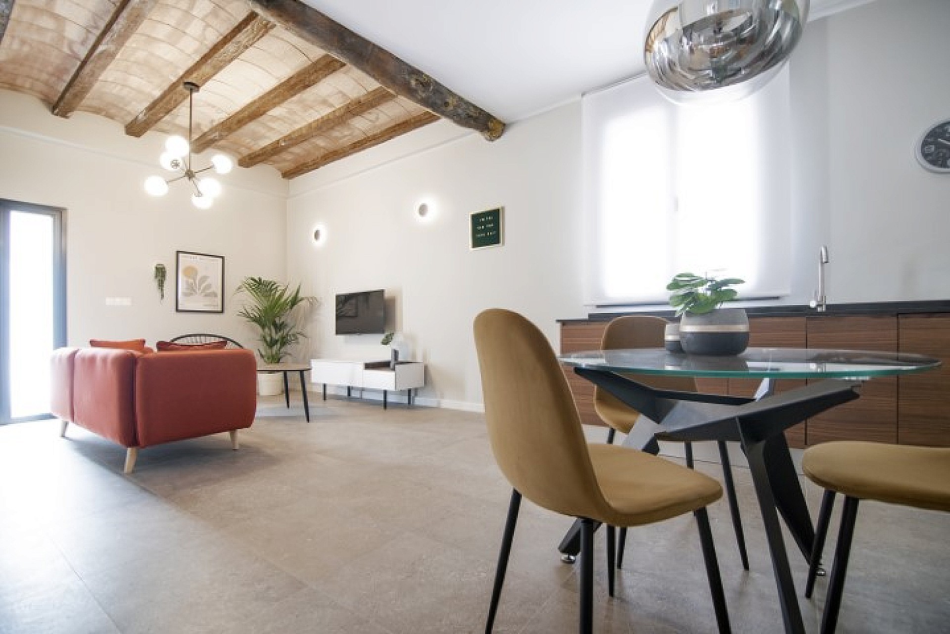 Resale - 3 Bedroom 2 Bathroom Townhouse in Pinoso - , Pinoso, Alicante, Spain - Alicante