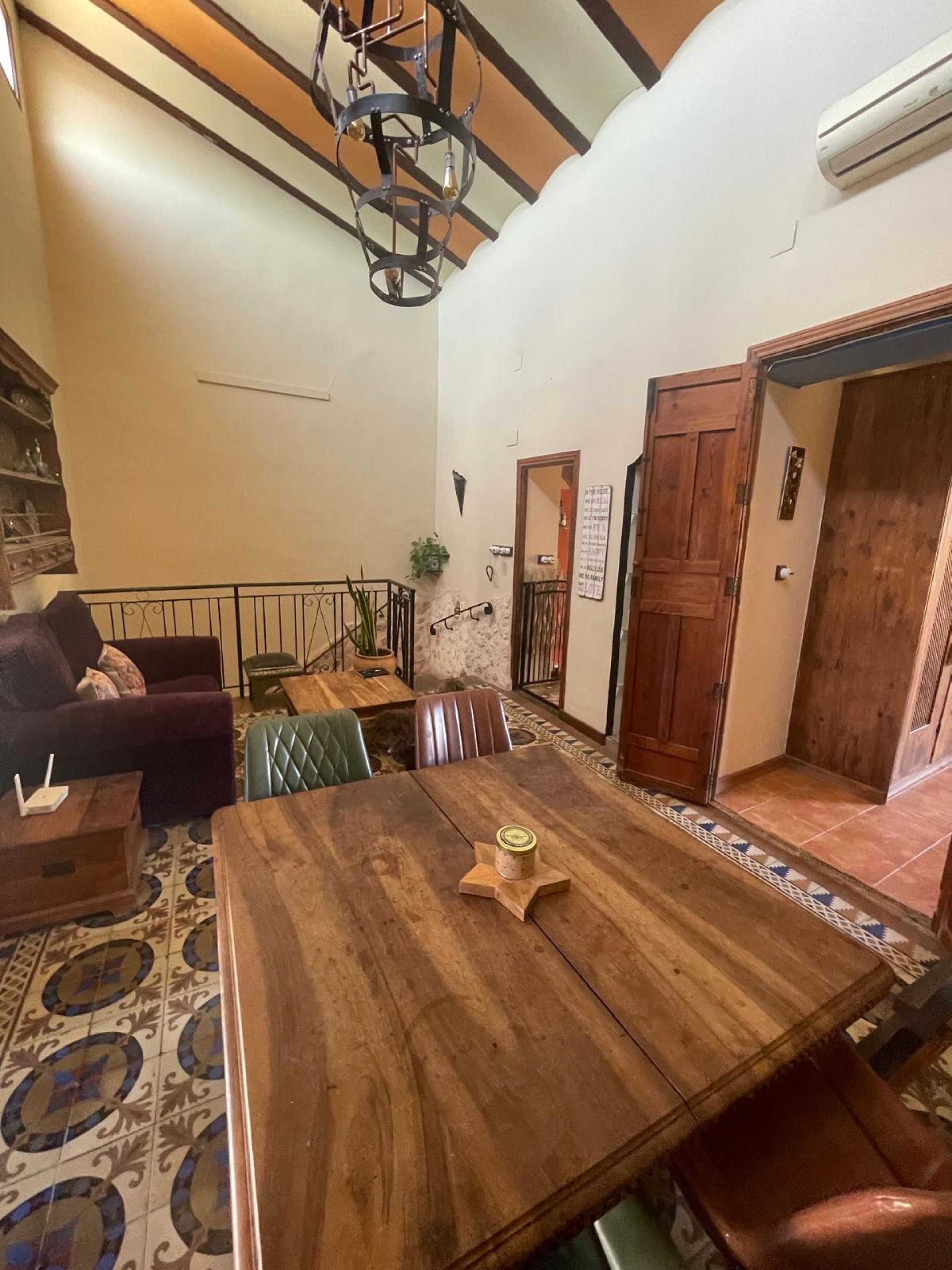 Resale - 3 Bedroom 5 Bathroom Commercial in Pinoso -  - Alicante