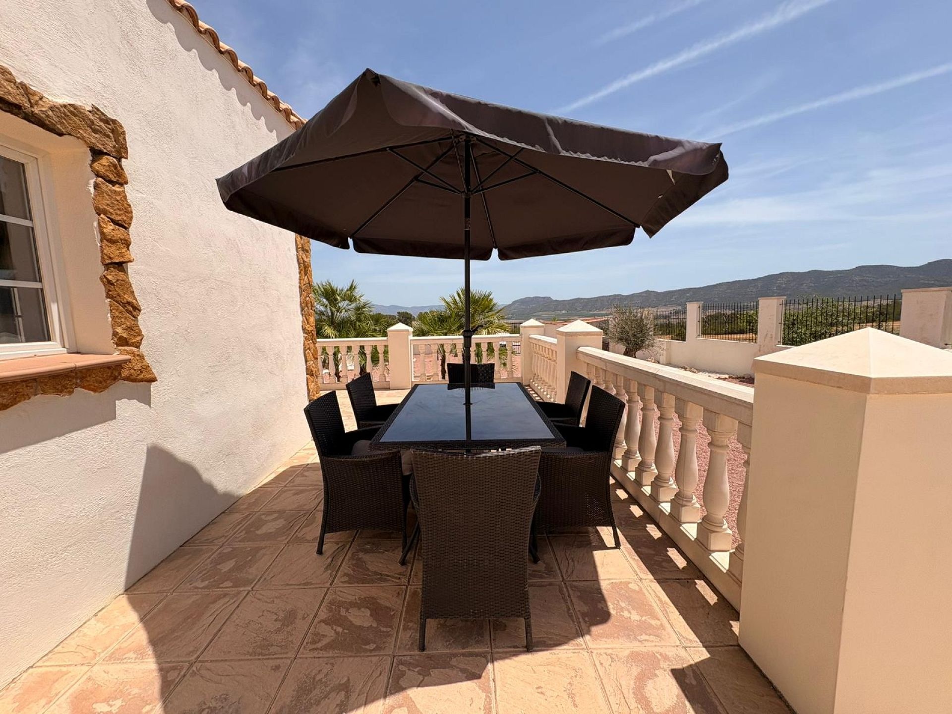 Resale - 4 Bedroom 4 Bathroom Commercial in Salinas -  - Alicante