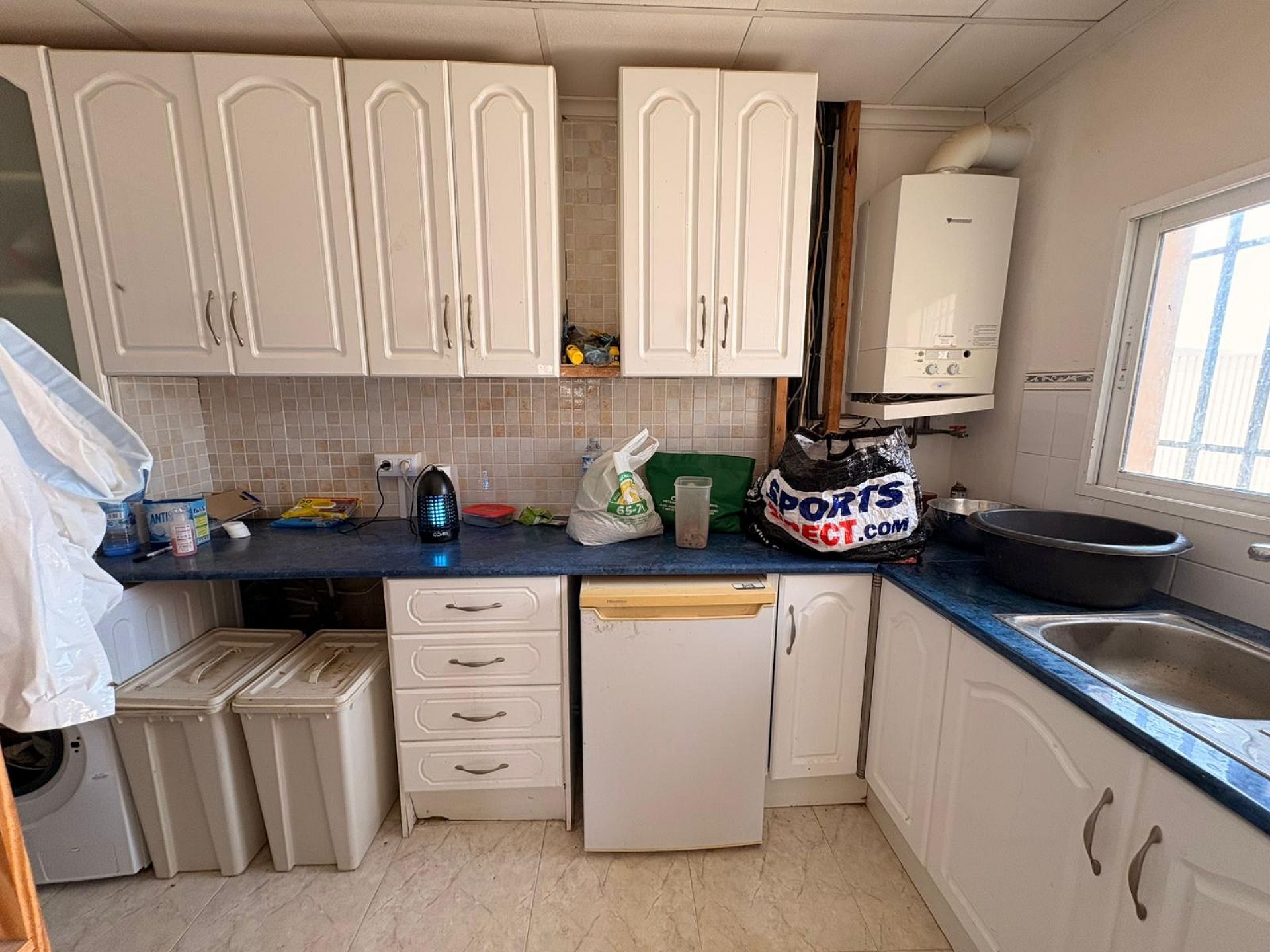 Resale - 4 Bedroom 4 Bathroom Commercial in Salinas -  - Alicante