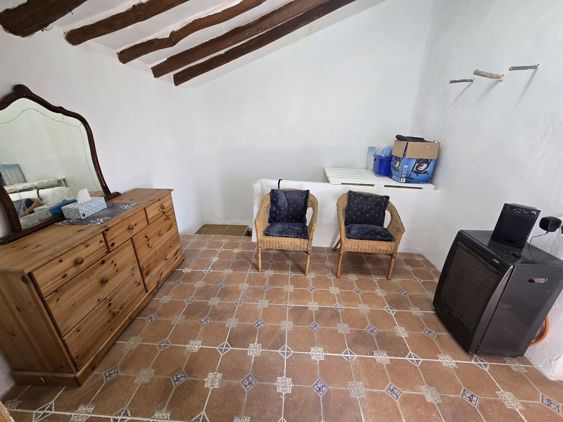 Resale - 2 Bedroom 2 Bathroom Country house in Pinoso -  - Alicante