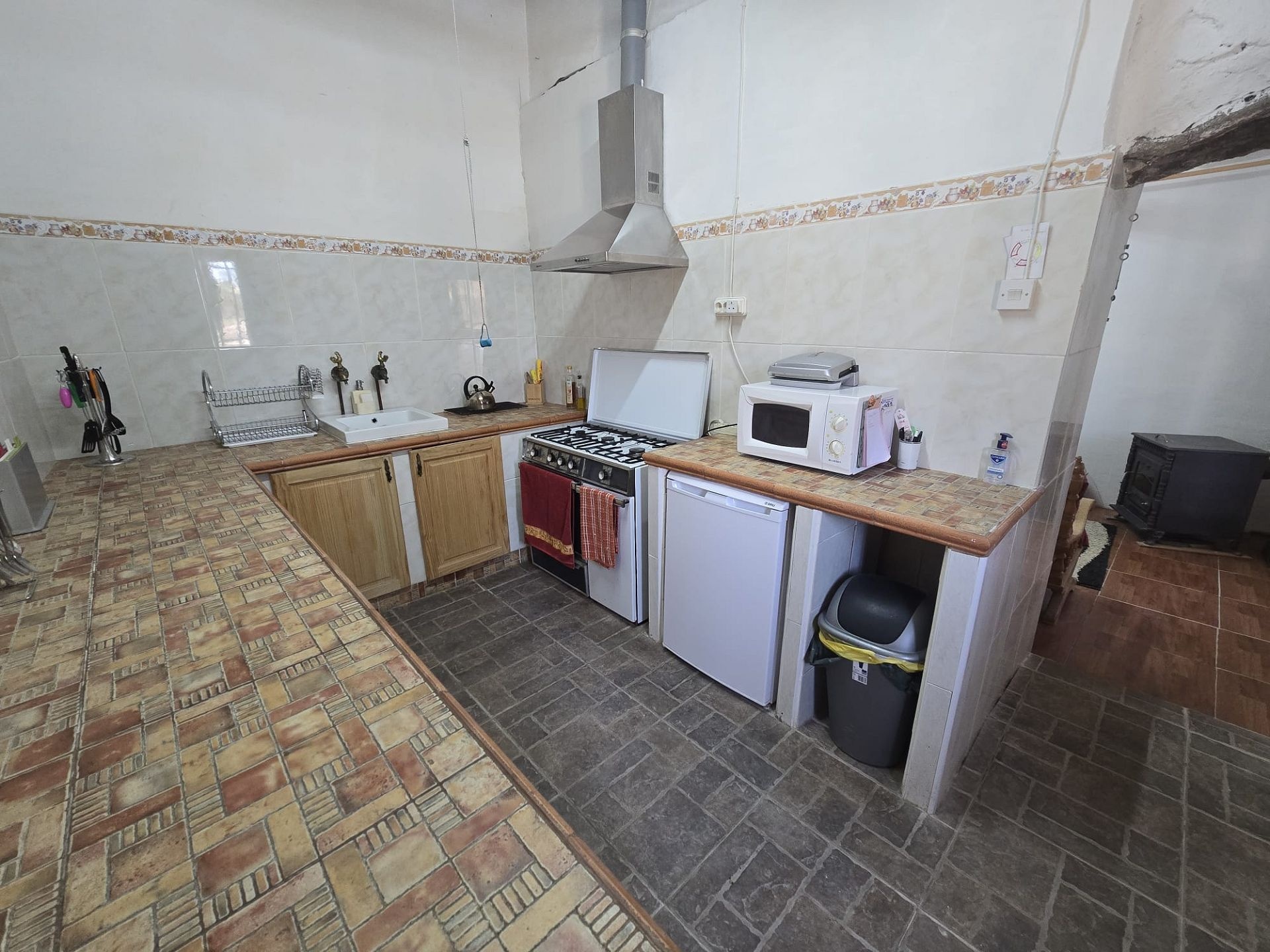 Resale - 2 Bedroom 2 Bathroom Country house in Pinoso -  - Alicante