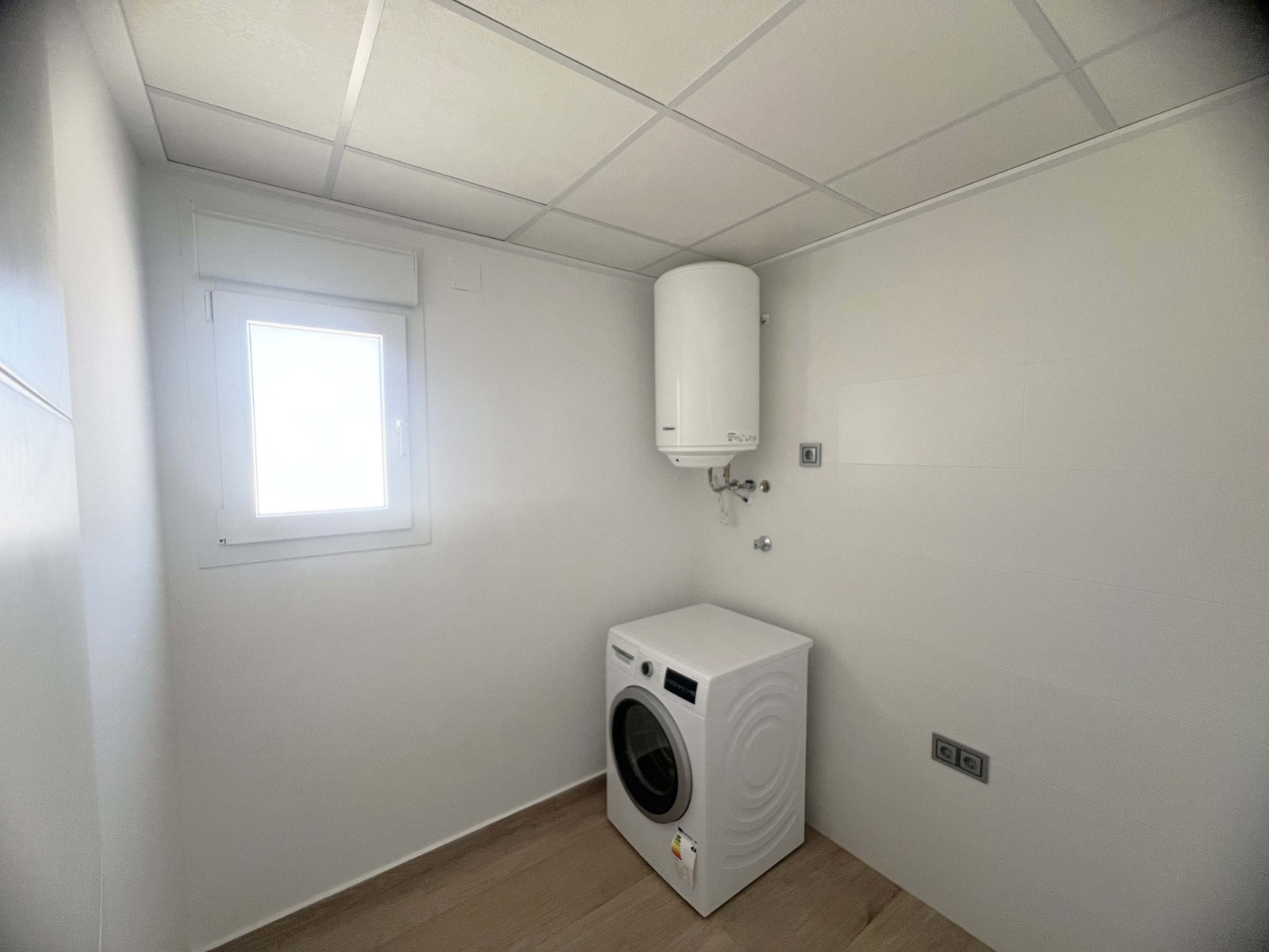 Resale - 3 Bedroom 2 Bathroom Villa in Pinoso -  - Alicante