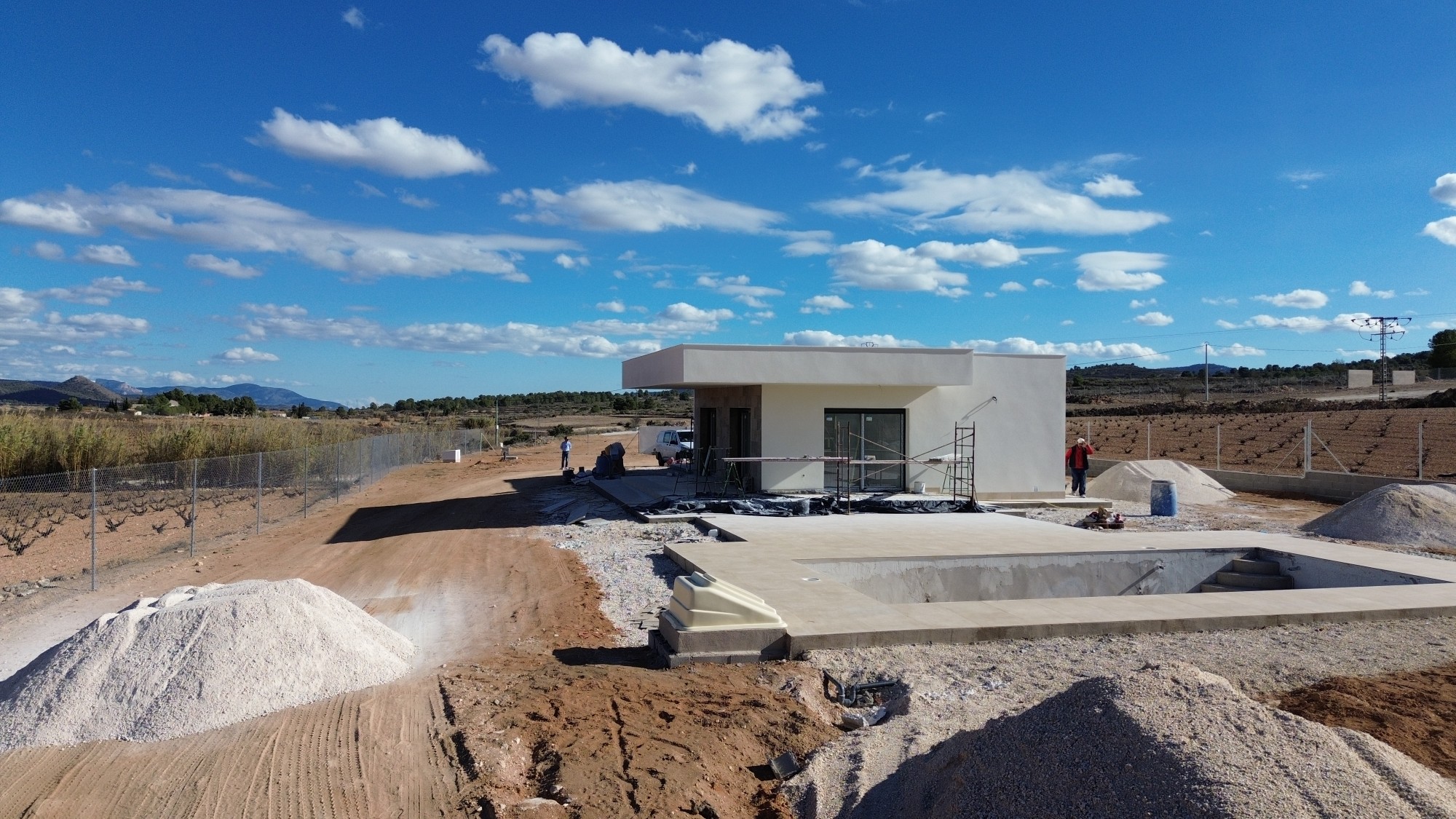 Resale - 3 Bedroom 2 Bathroom Villa in Pinoso -  - Alicante